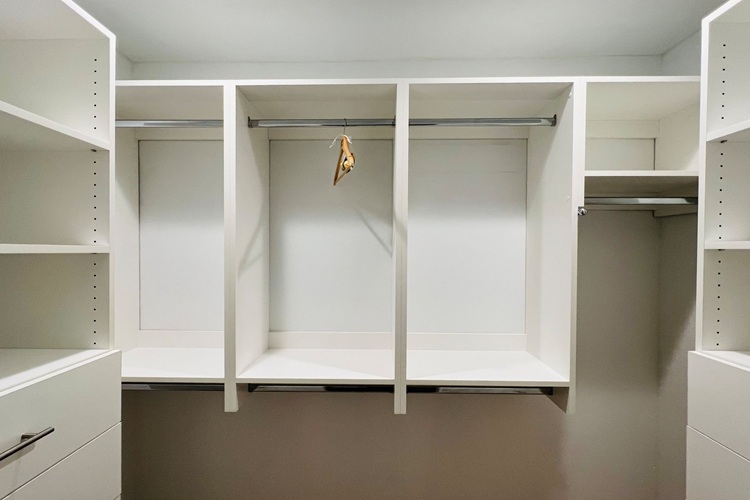 Custom Closets